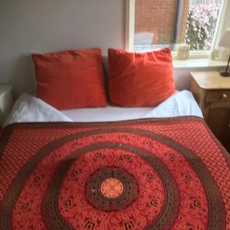 Luxe Room Canal Sight